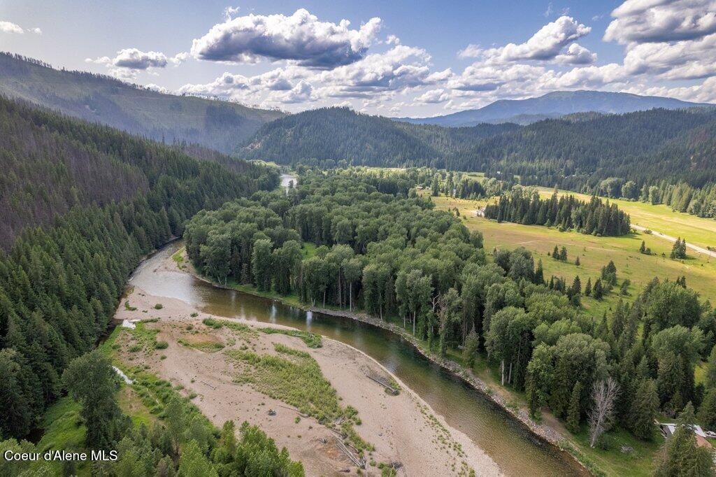 20264 Coeur D'Alene River Road Wallace, ID 83873 - Photo 36 of 43 Down the River