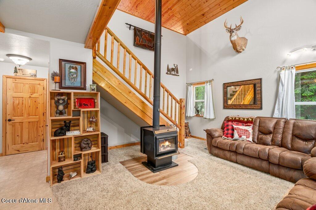 20264 Coeur D'Alene River Road Wallace, ID 83873 - Photo 8 of 43 Living Room (2)