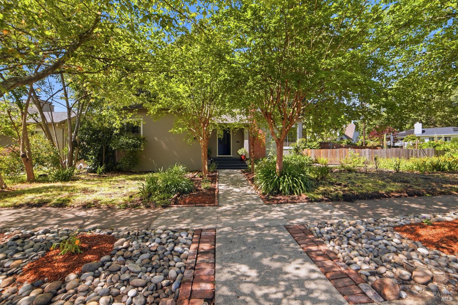 231 Talbot Avenue Santa Rosa, CA 95405 - Photo 3 of 42