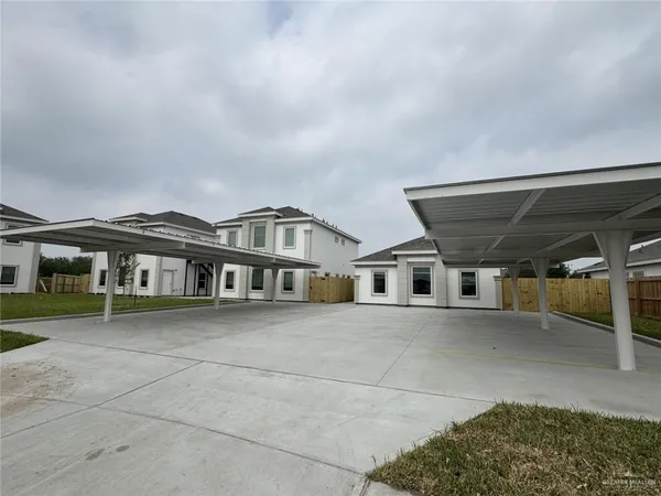 $985 | 1600 North Canelo Drive, Unit 3, Edinburg, TX 78541