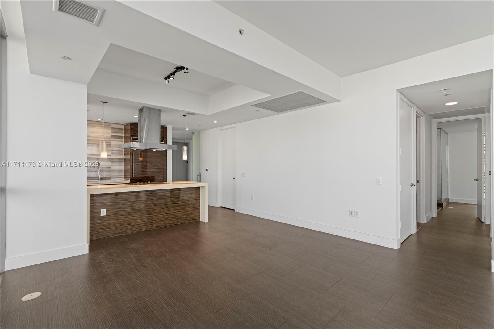 1100 Biscayne Boulevard, Unit 4005 Miami, FL 33132 - Photo 15 of 53