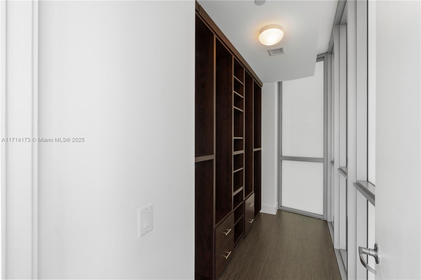 1100 Biscayne Boulevard, Unit 4005 Miami, FL 33132 - Photo 24 of 53