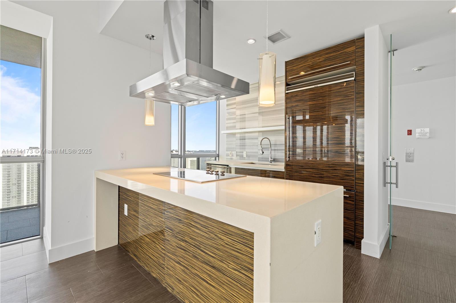 1100 Biscayne Boulevard, Unit 4005 Miami, FL 33132 - Photo 3 of 53