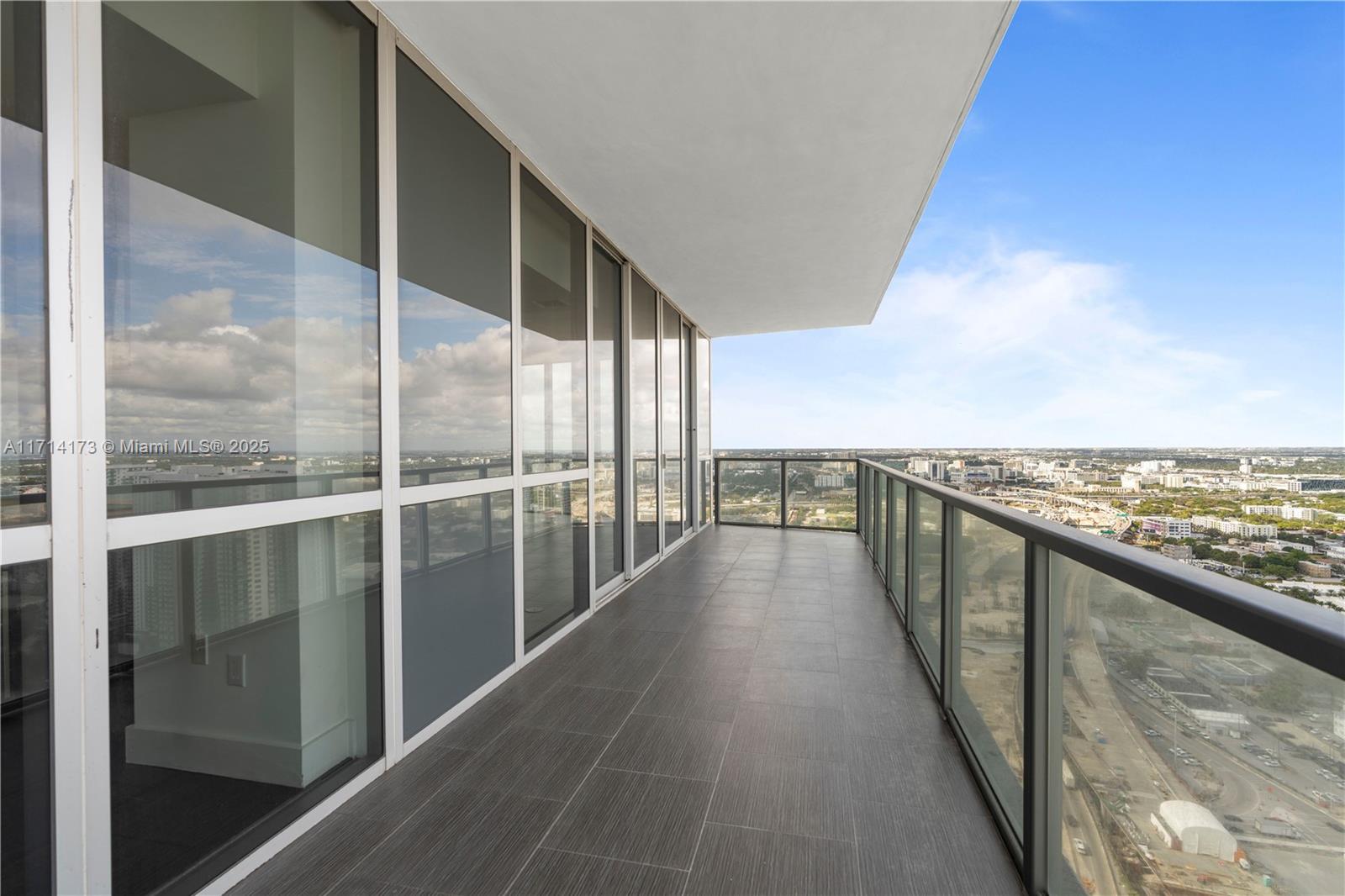 1100 Biscayne Boulevard, Unit 4005 Miami, FL 33132 - Photo 34 of 53