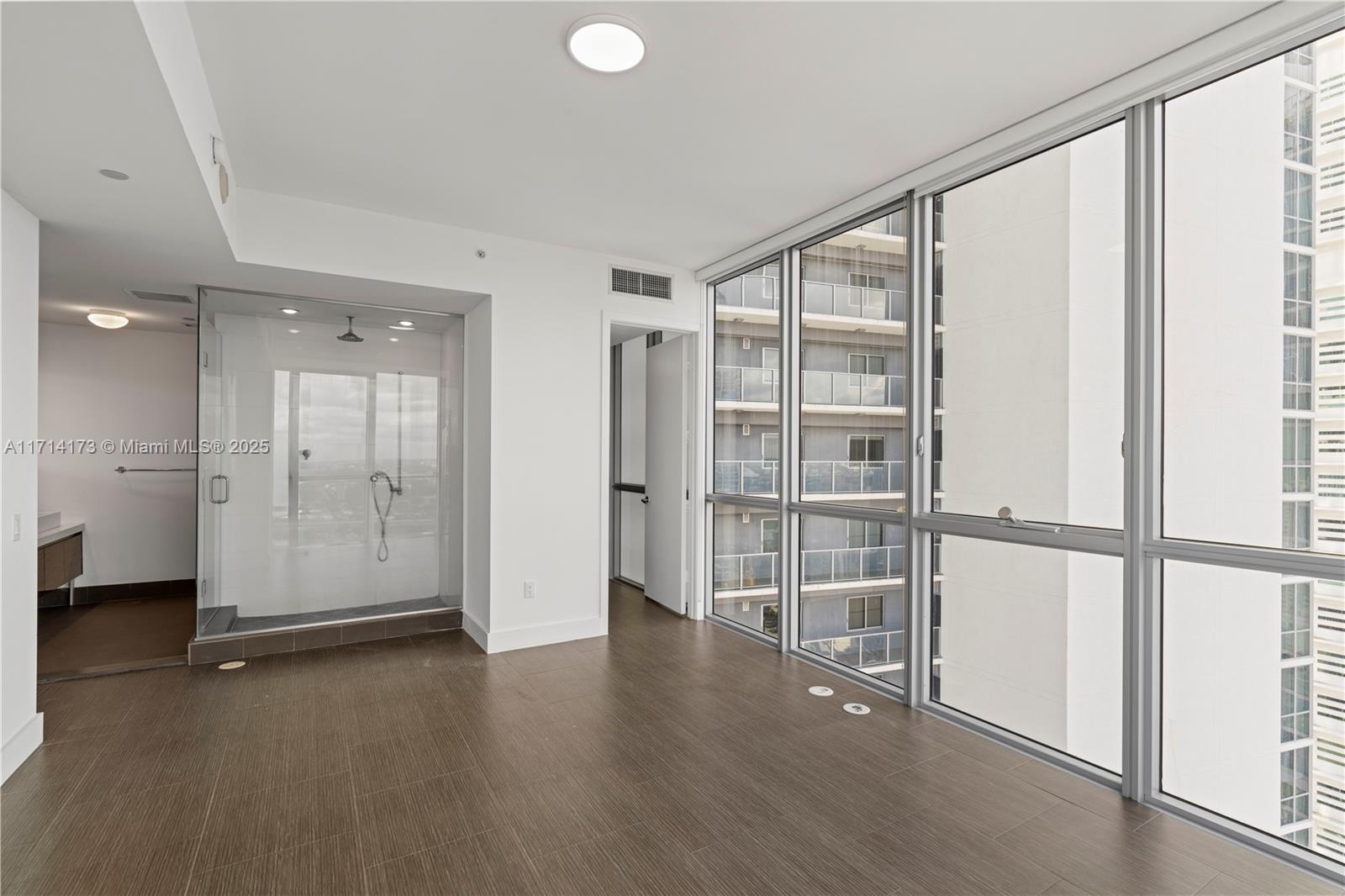 1100 Biscayne Boulevard, Unit 4005 Miami, FL 33132 - Photo 9 of 53