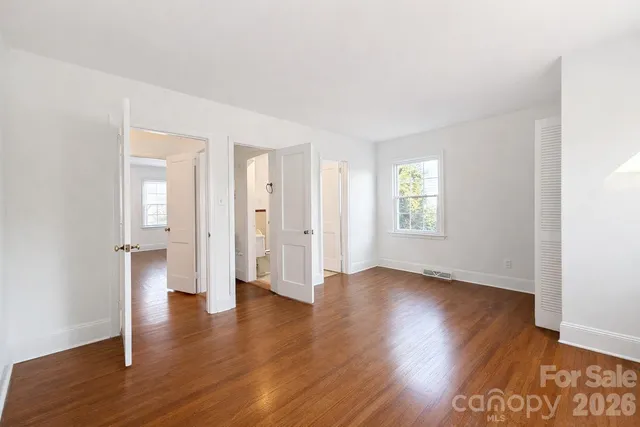 $998,800 | 4467 Woodlark Lane, Charlotte, NC 28211