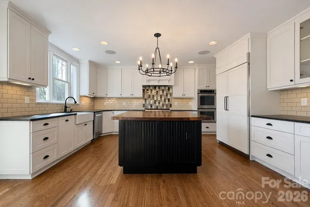 $998,800 | 4467 Woodlark Lane, Charlotte, NC 28211