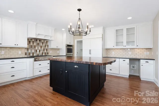 $998,800 | 4467 Woodlark Lane, Charlotte, NC 28211