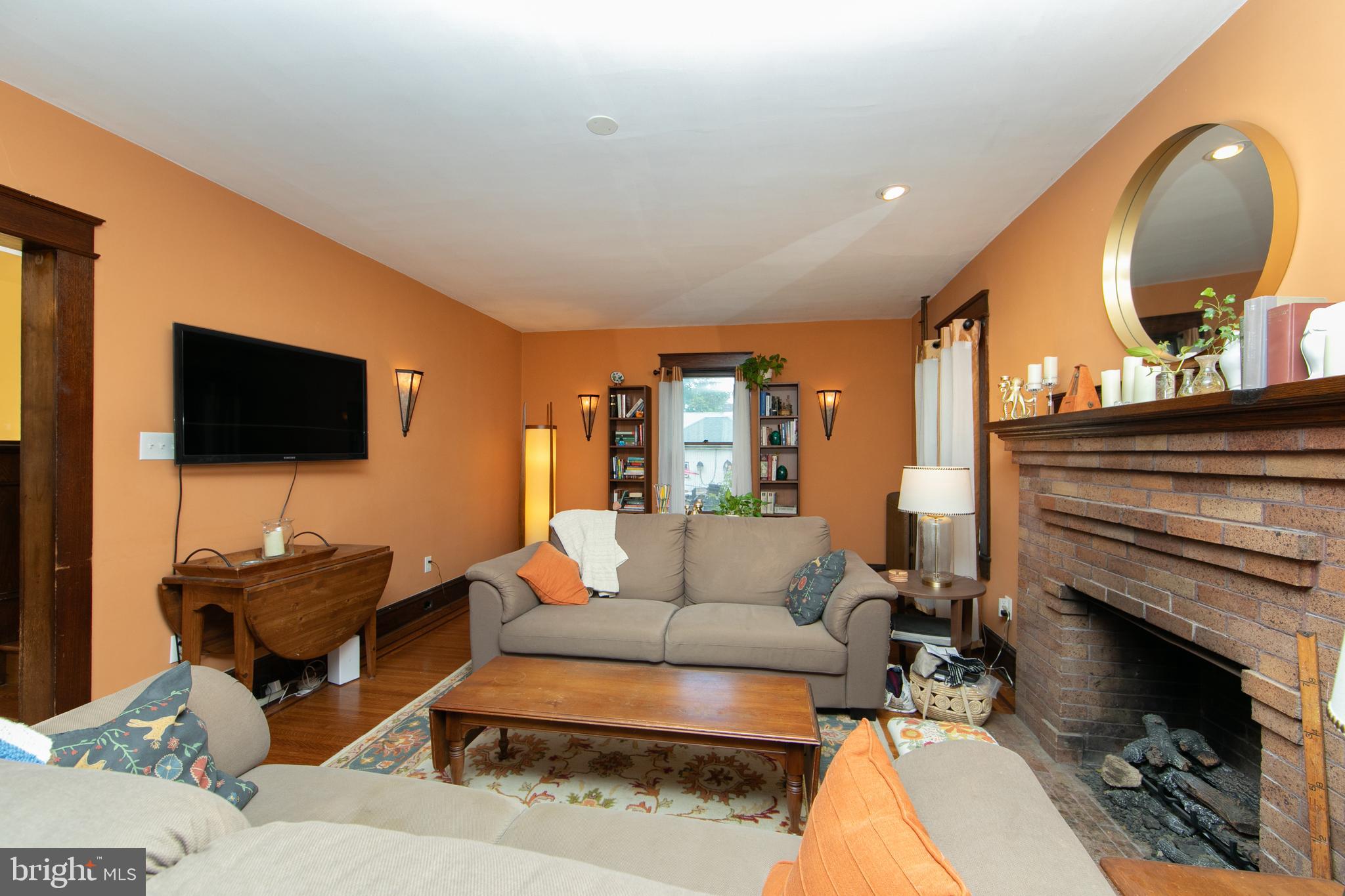 201 Chestnut Street Audubon, NJ 08106 - Photo 21 of 53 Living room / Fireplace
