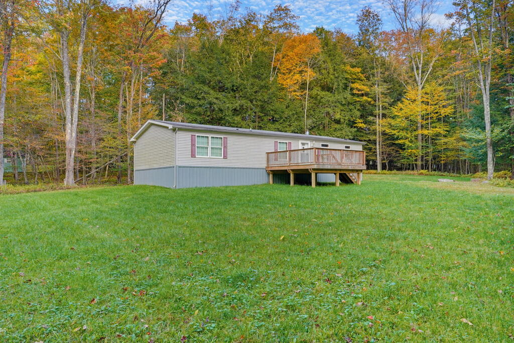 132 Hemlock Lane Rochester Mills, PA 15771 - Photo 3 of 38 Gallery Image 3