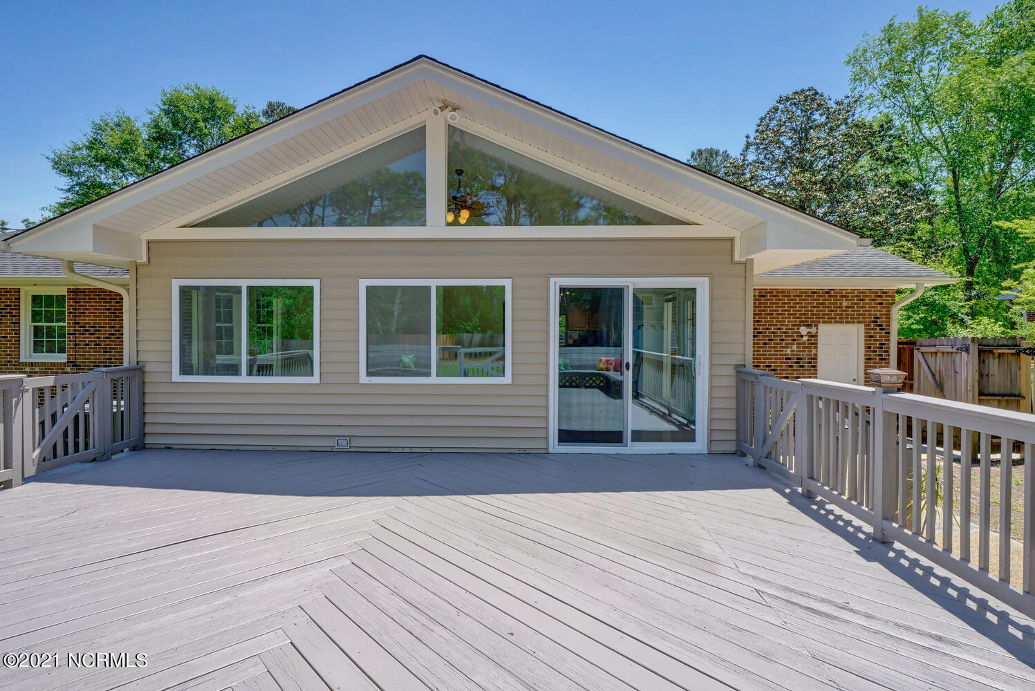 222 Quail Ridge Road Wilmington, NC 28409 - Photo 28 of 37 27 rear exterior deck