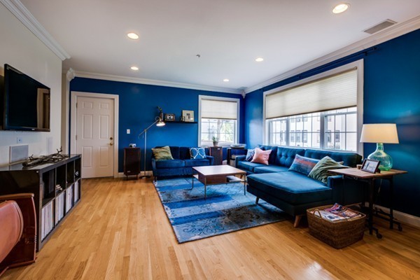 20 R Cross Street, Unit 1 Somerville, MA 02145 - Photo 5 of 20 Gallery Image 5