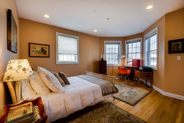 20 R Cross Street, Unit 1 Somerville, MA 02145 - Photo 9 of 20 Gallery Image 9