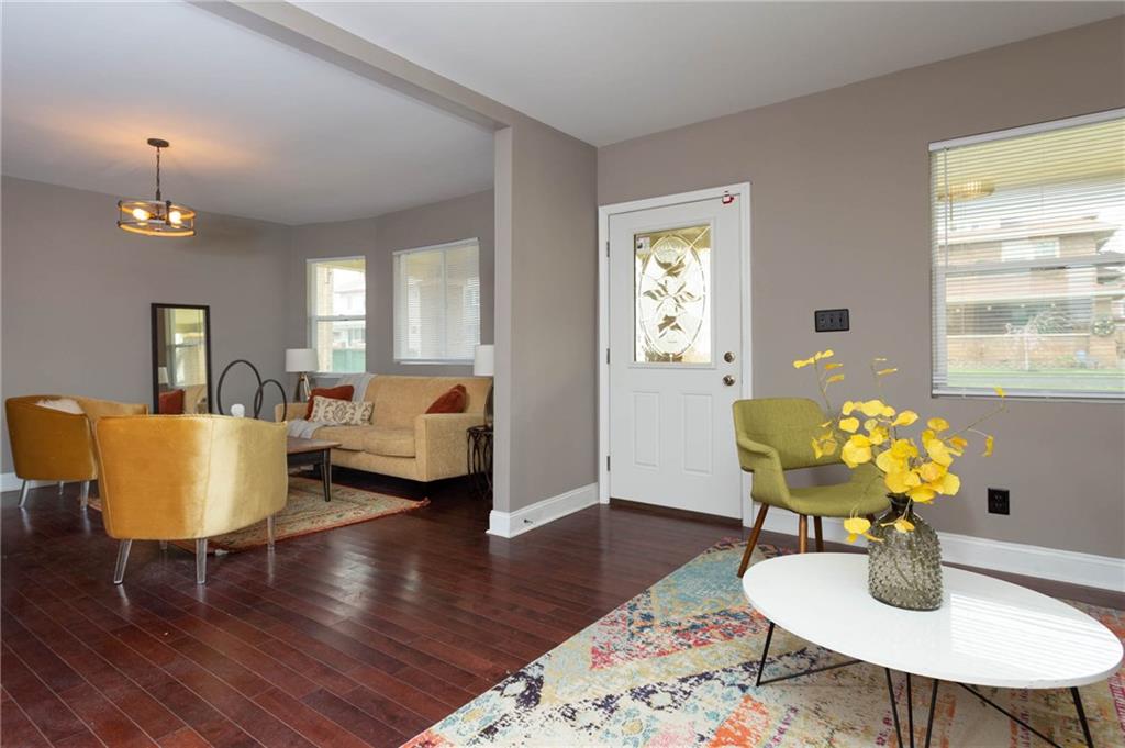3237 Ruckle Street Indianapolis, IN 46205 - Photo 7 of 35 Gallery Image 7