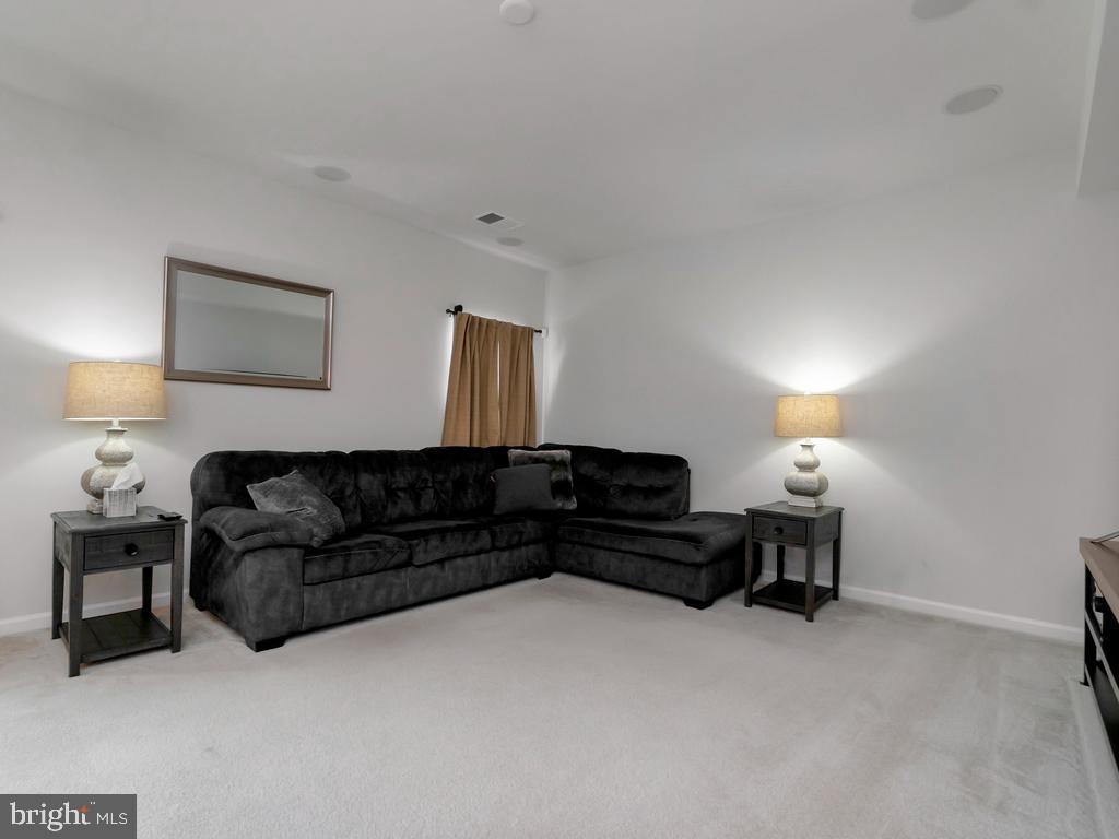 9502 Fall Haven Road Fredericksburg, VA 22407 - Photo 9 of 27 Gallery Image 9