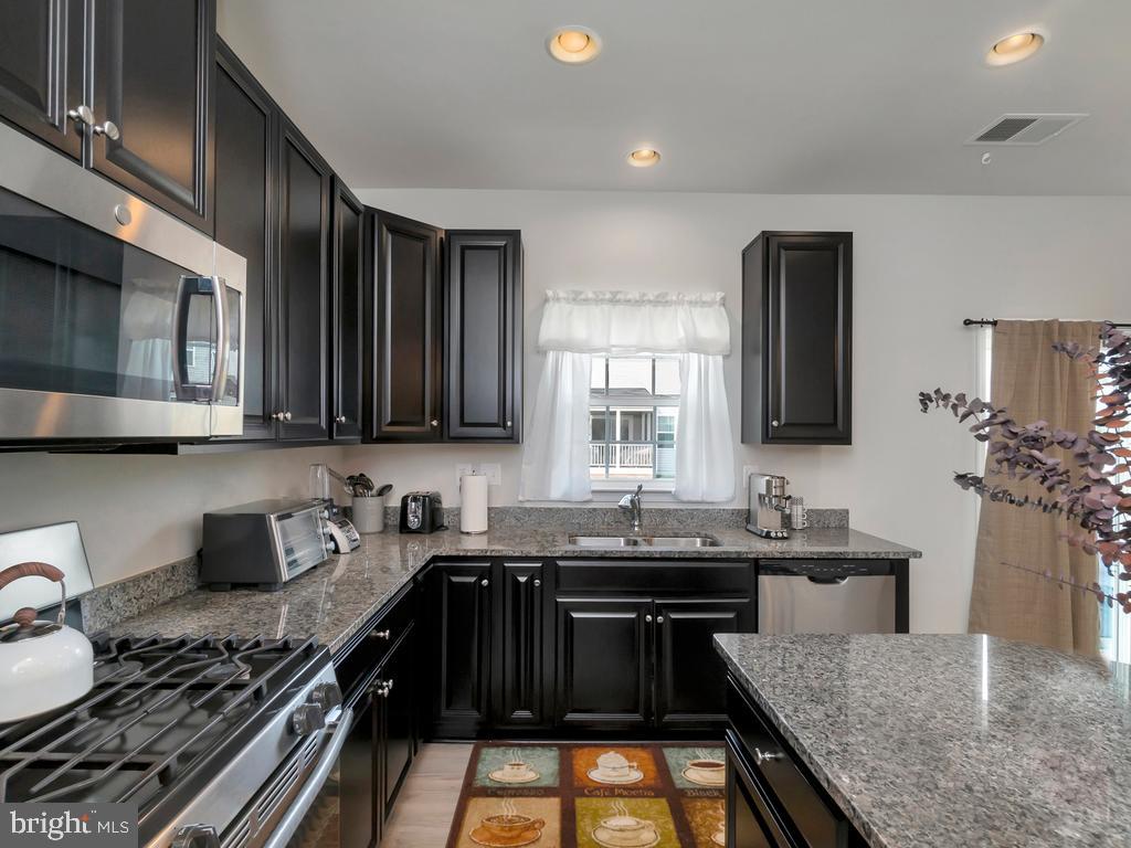9502 Fall Haven Road Fredericksburg, VA 22407 - Photo 10 of 27 Gallery Image 10