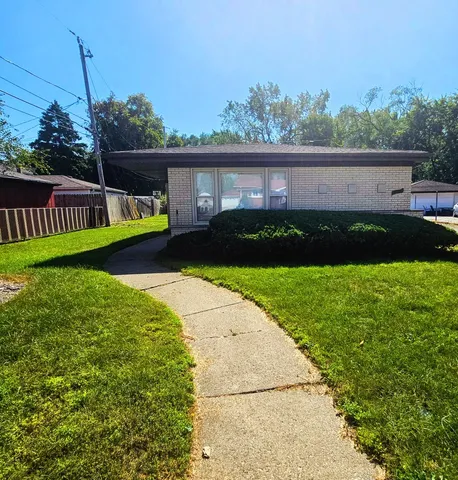 $2,475 | 16674 Thornton Avenue, South Holland, IL 60473