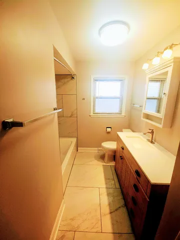 $2,475 | 16674 Thornton Avenue, South Holland, IL 60473