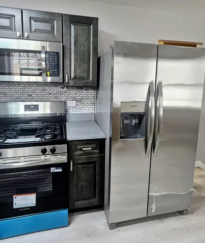 $2,475 | 16674 Thornton Avenue, South Holland, IL 60473