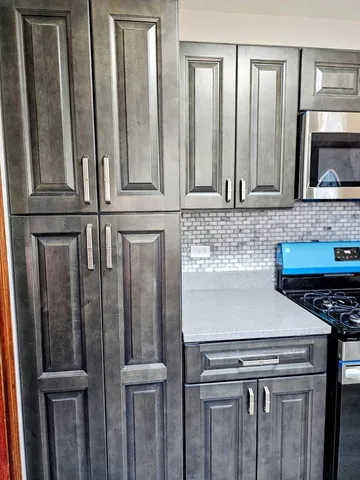 $2,475 | 16674 Thornton Avenue, South Holland, IL 60473