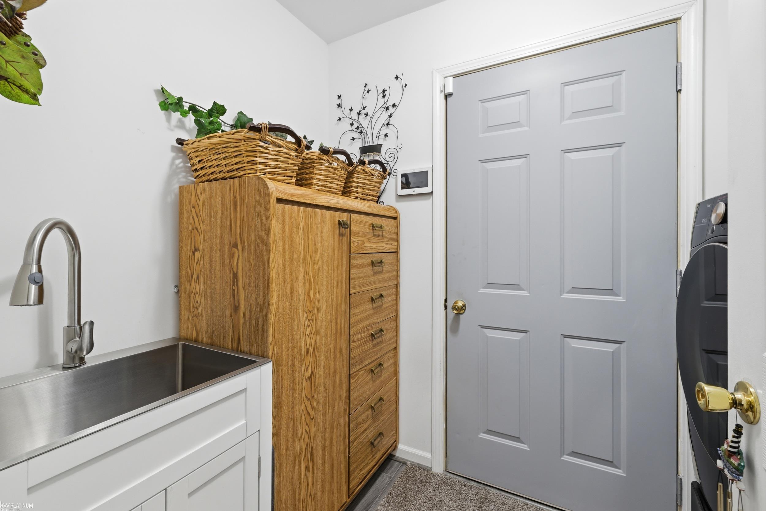505 South Main Street Yale, MI 48097 - Photo 12 of 30