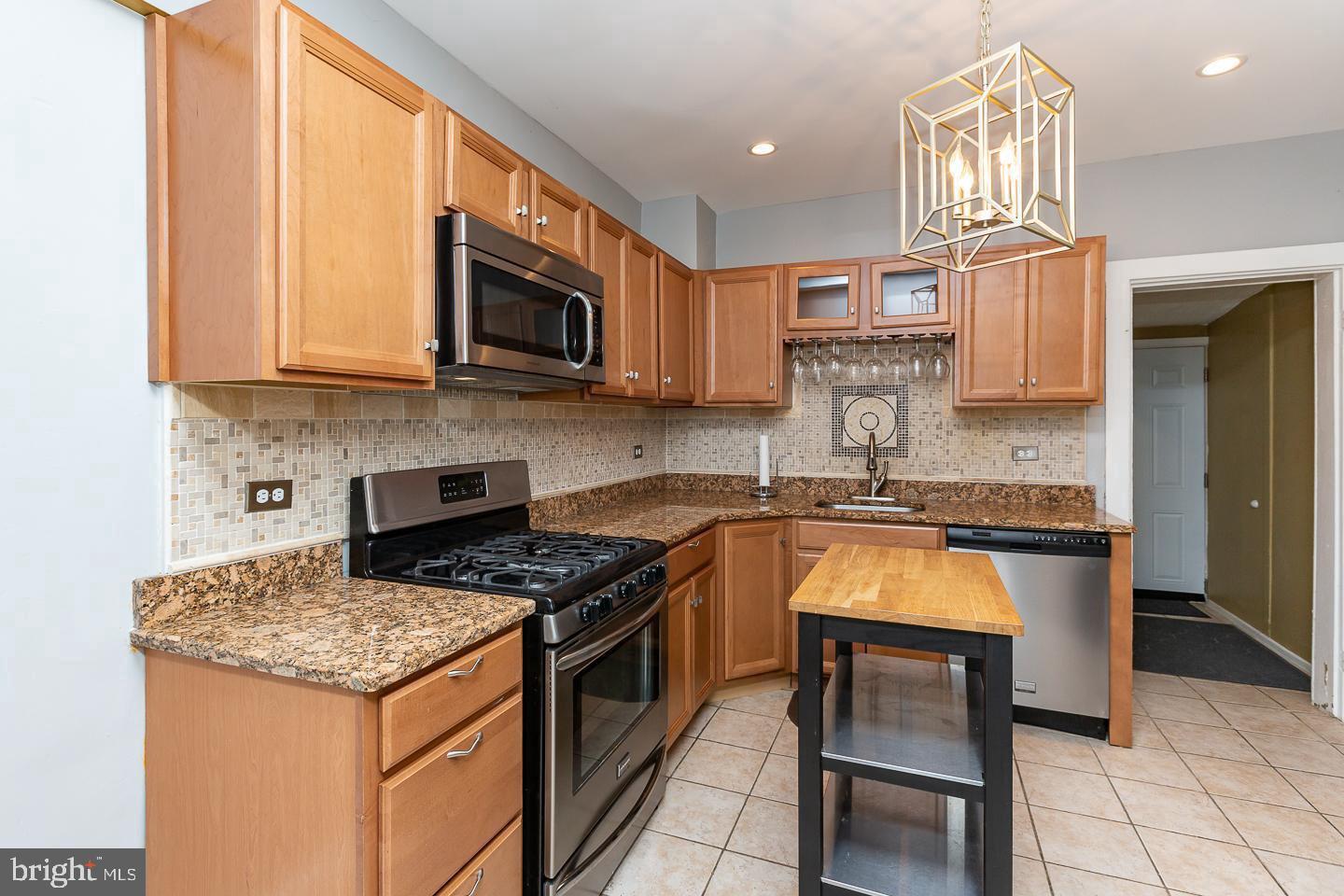 4312 Dobson Street Philadelphia, PA 19129 - Photo 4 of 10