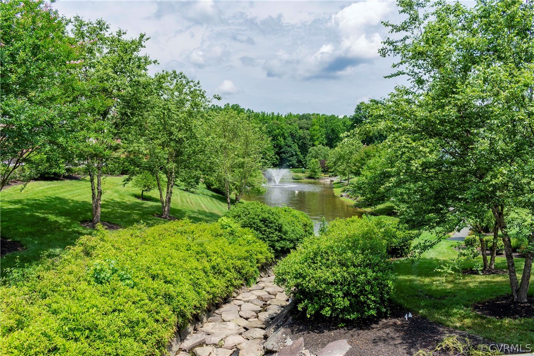 1122 Hyde Lane Henrico, VA 23229 - Photo 46 of 50 a view of a garden with a house