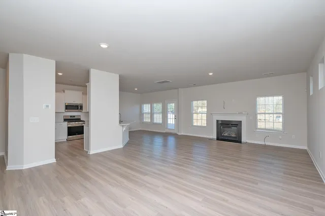 $299,000 | 117 Magnolia Street, Reidville, SC 29388