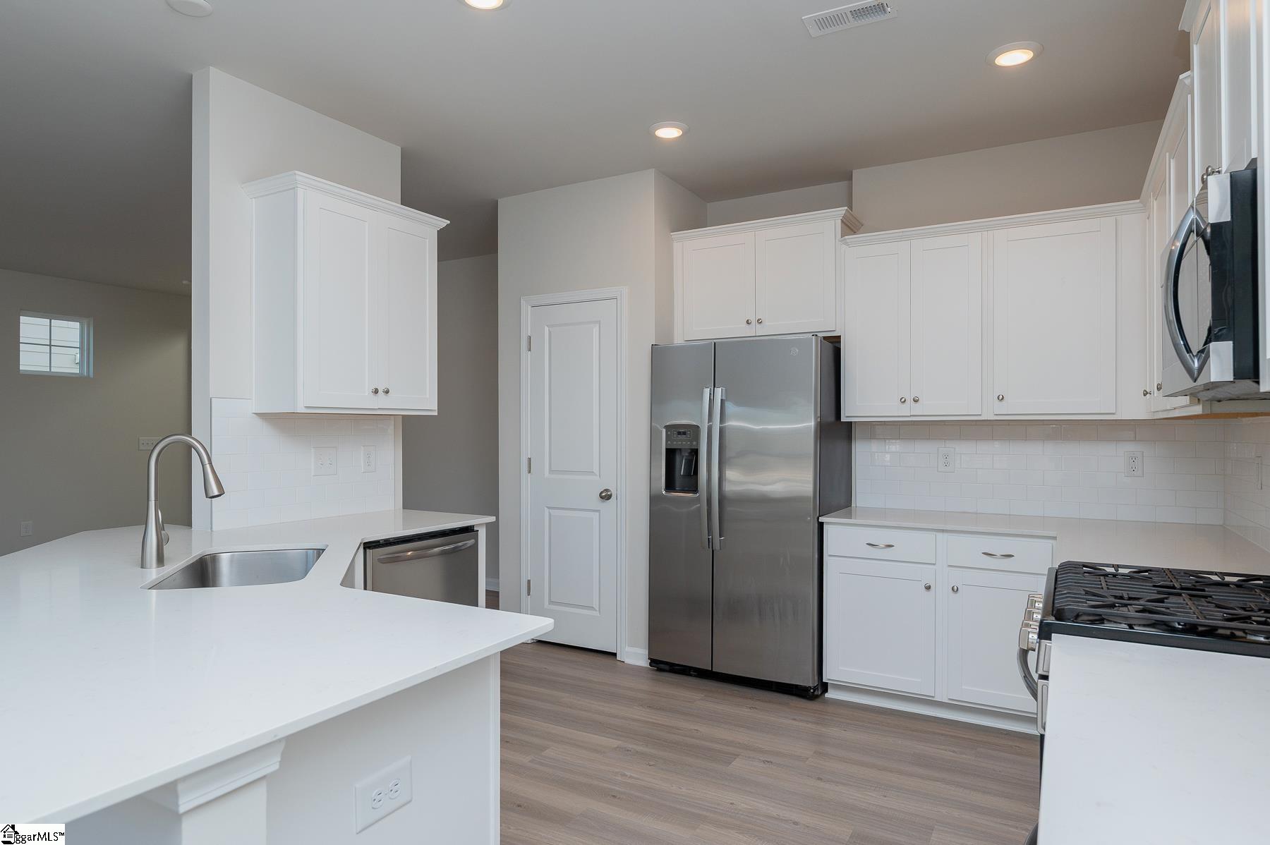 117 Magnolia Street Reidville, SC 29388 - Photo 8 of 23