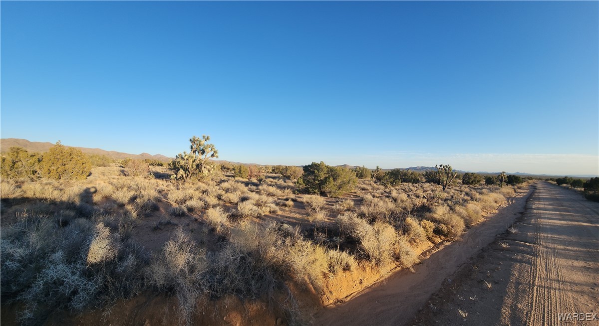 34 South Wagon Trail Road Yucca, AZ 86438 - Photo 2 of 18 Lot