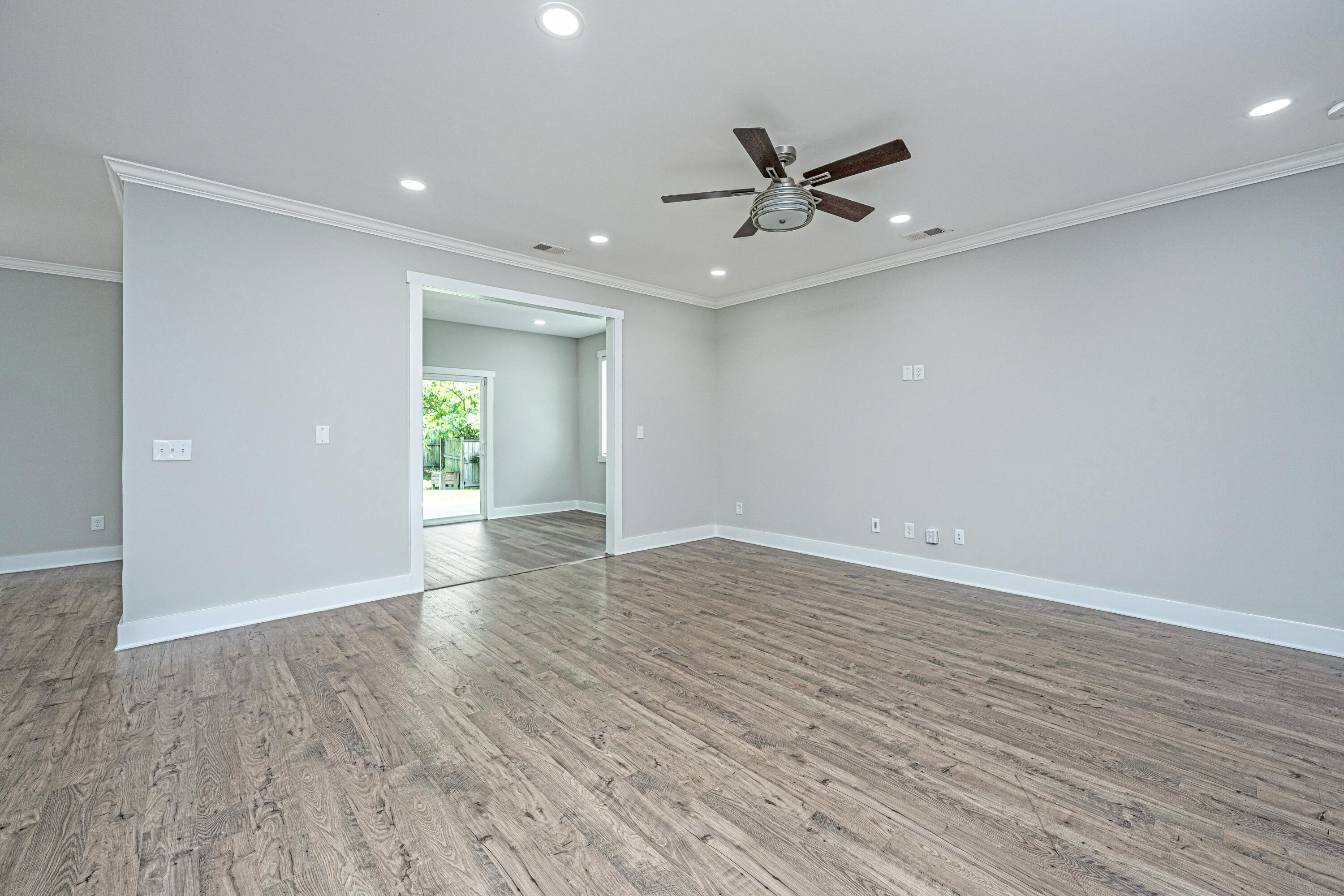 4042 Exploration Road Ladson, SC 29456 - Photo 4 of 43 4042ExplorationRd004