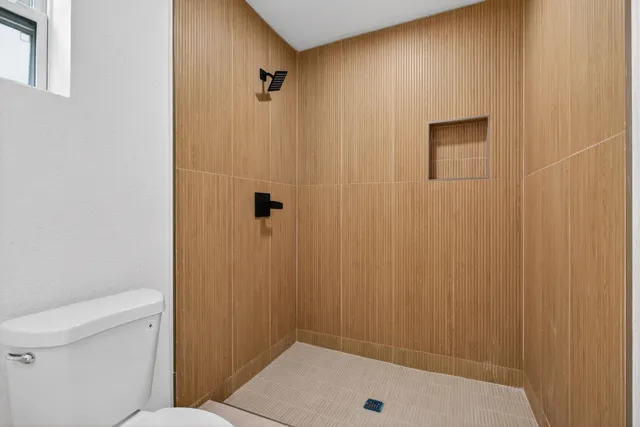 $524,900 | 5183 Northeast 15th Avenue, Pompano Beach, FL 33064