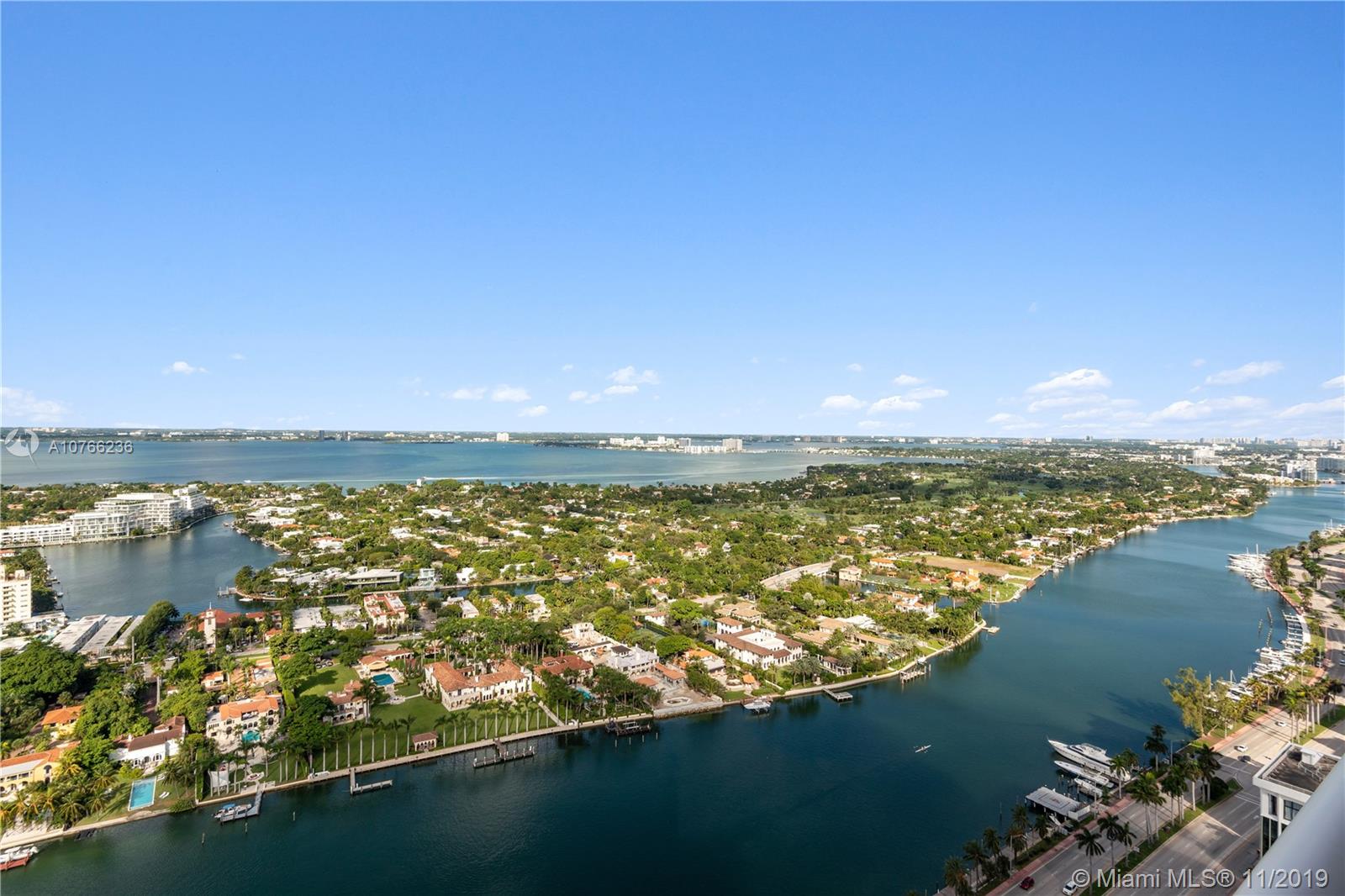 4775 Collins Avenue, Unit PH4206 Miami Beach, FL 33140 - Photo 10 of 26 Views