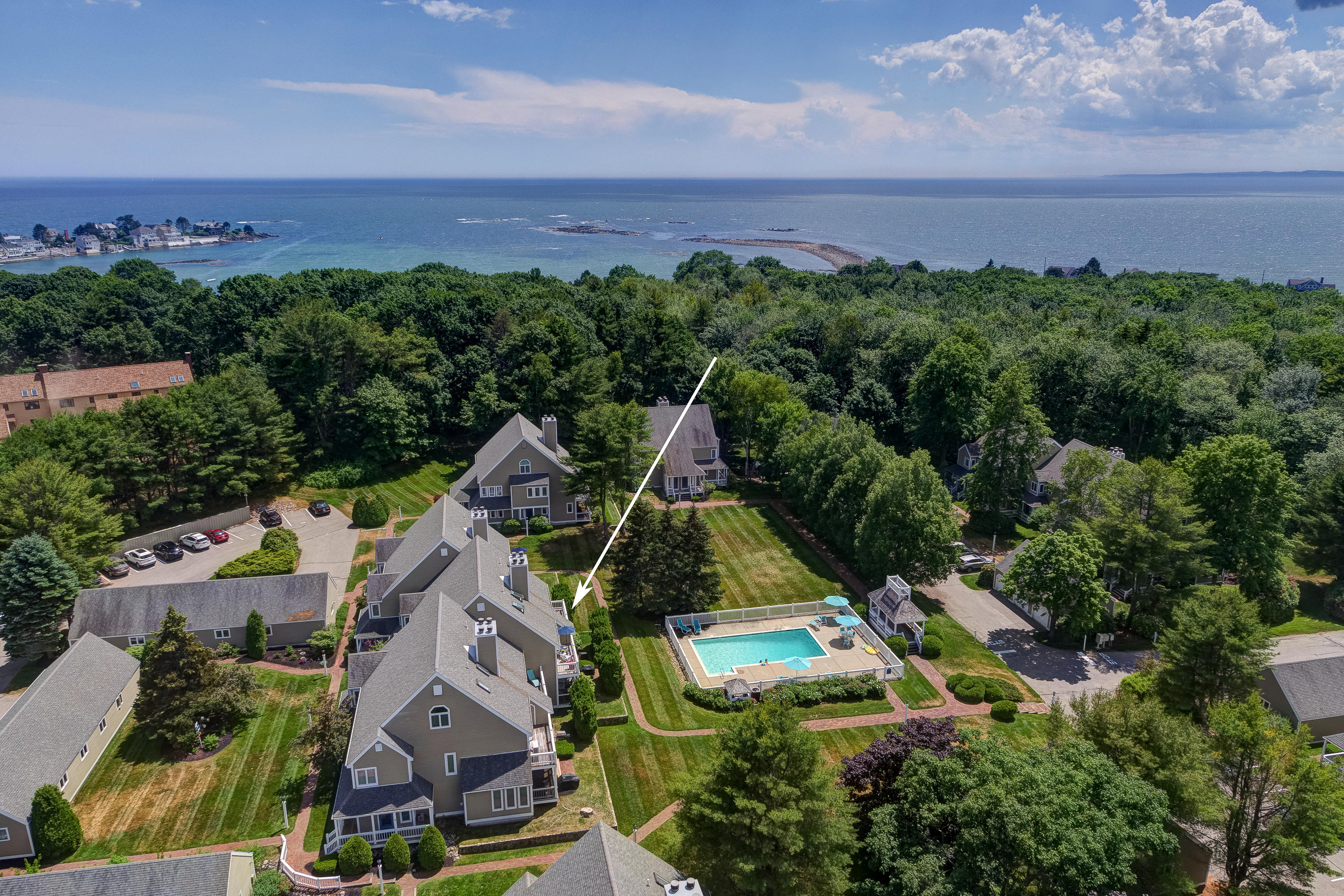 239 Sea Road, Unit 30 Kennebunk, ME 04043 - Photo 5 of 56 SeaFieldsUnti30-0010-Arrow