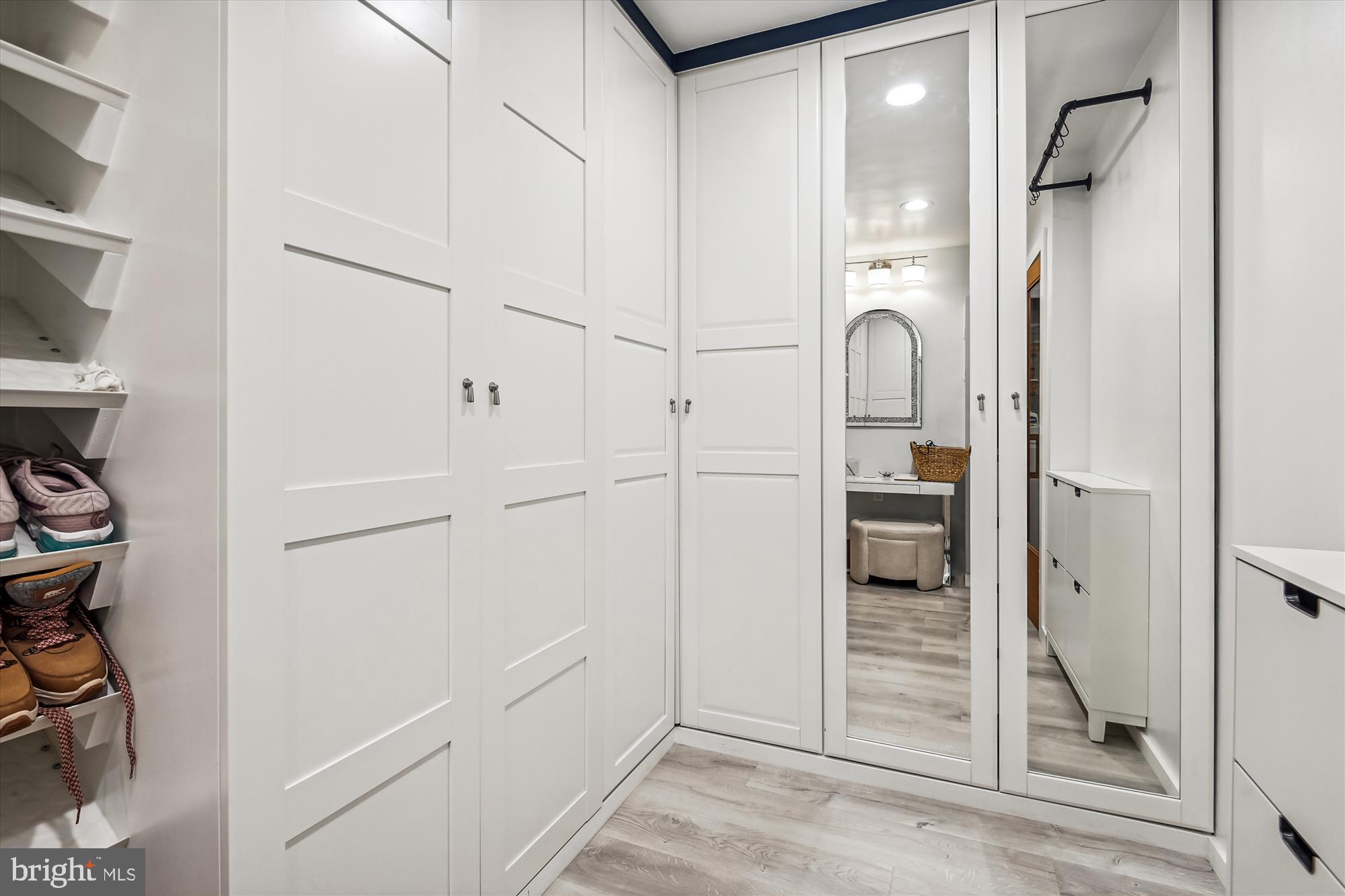 1990 Solaridge Court Reston, VA 20191 - Photo 27 of 53