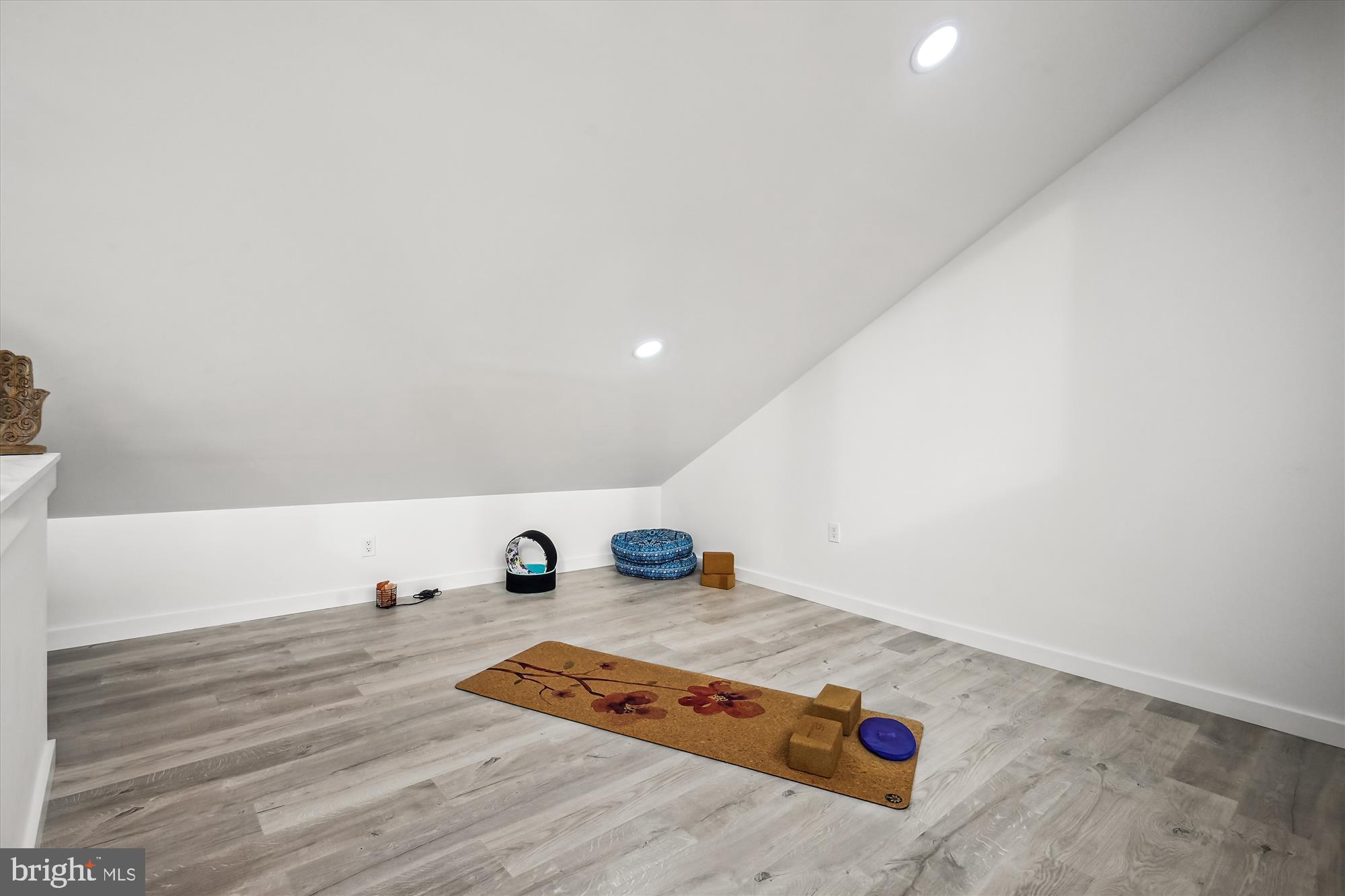 1990 Solaridge Court Reston, VA 20191 - Photo 38 of 53
