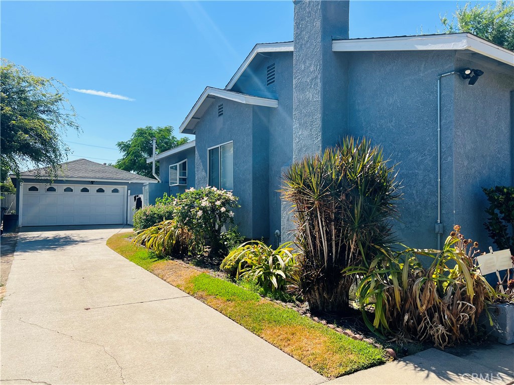 405 Fifth Avenue Arcadia, CA 91006 - Photo 2 of 18 a view of a house with a yard