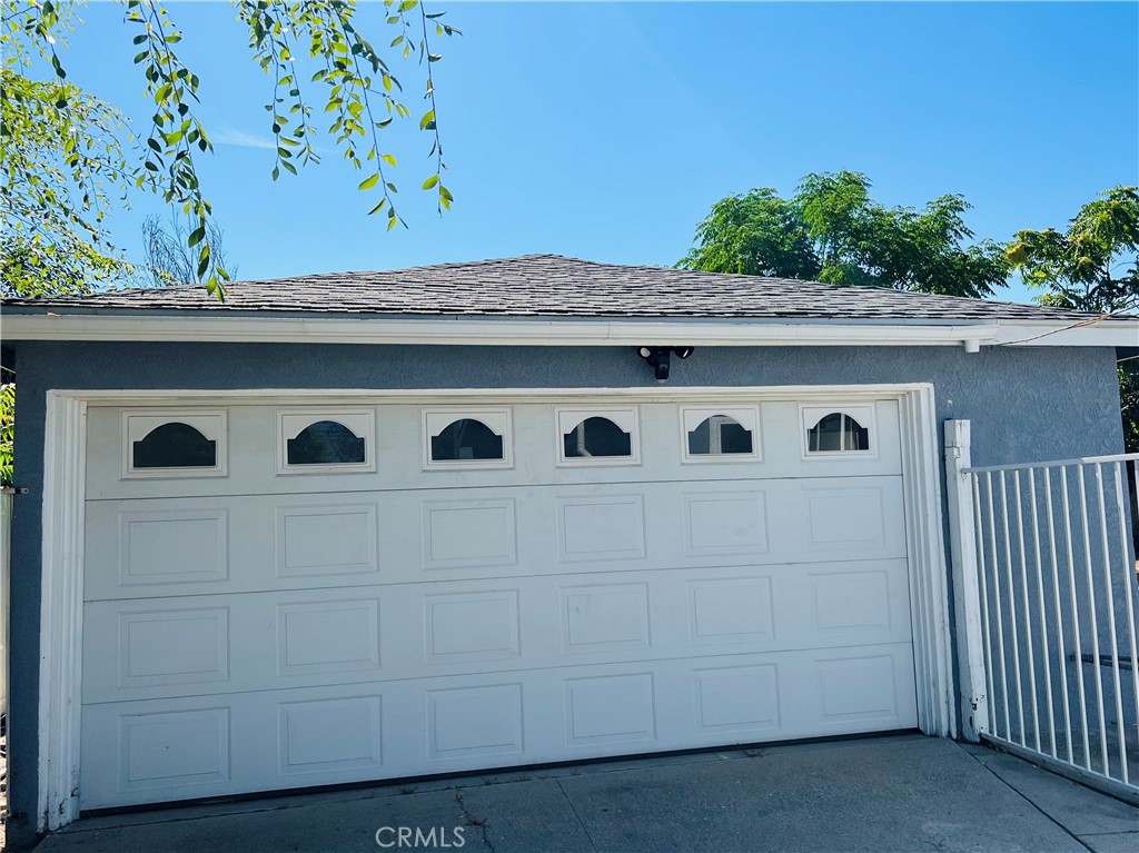 405 Fifth Avenue Arcadia, CA 91006 - Photo 4 of 18 a front view of a house with trees