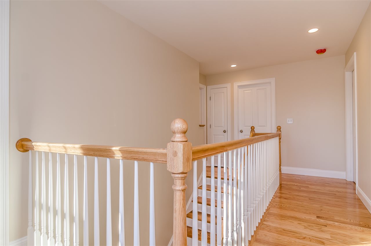 19 Roberts Road Dover, NH 03820 - Photo 15 of 36
