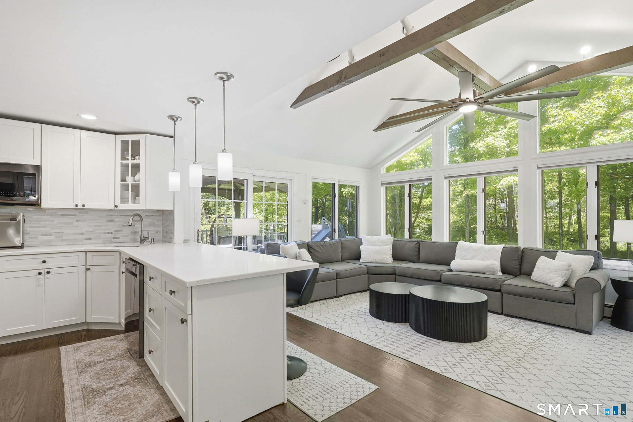 22 Cobblestone Place Wilton, CT 06897 - Photo 7 of 39