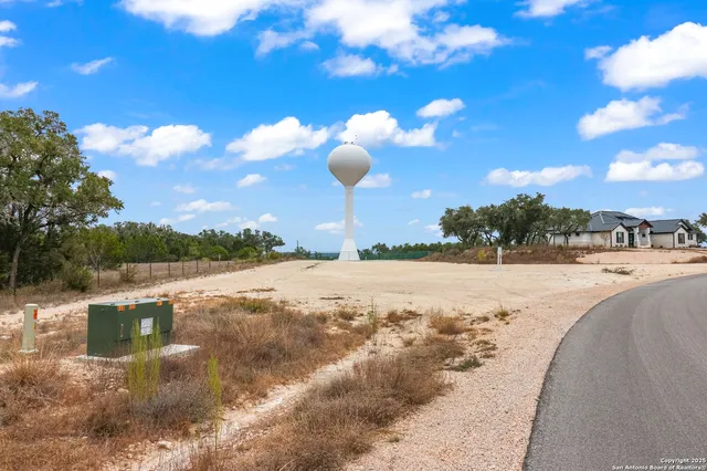 $199,000 | 1838 Paradise Parkway, Canyon Lake, TX 78133