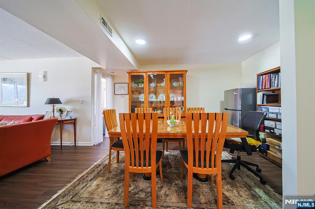 38 Moonachie Road, Unit 402 Hackensack, NJ 07601 - Photo 11 of 27