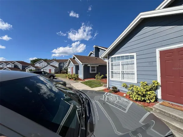 $1,100 | 833 Caribbean Drive, Unit B, Davenport, FL 33897