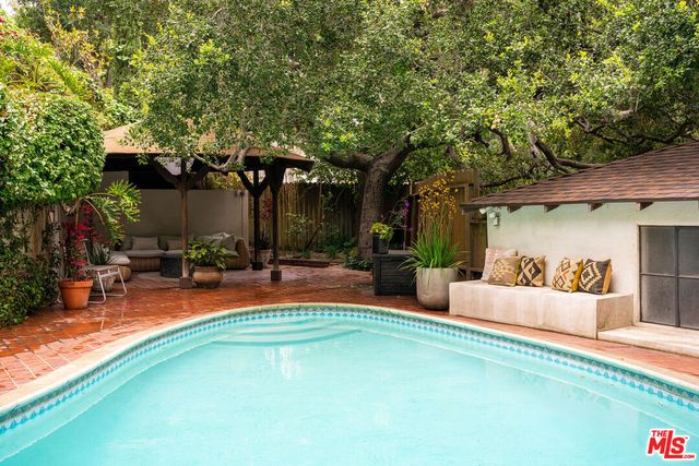 $3,250,000 | 2980 Belden Drive, Los Angeles, CA 90068