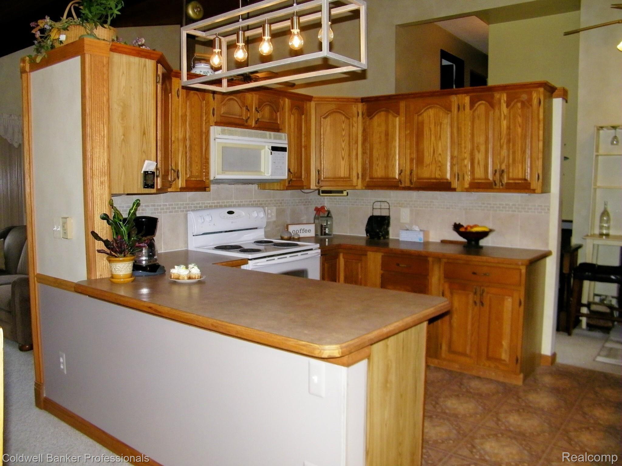 3786 Kings Mill Road North Branch, MI 48461 - Photo 19 of 46 100_0341.jpg