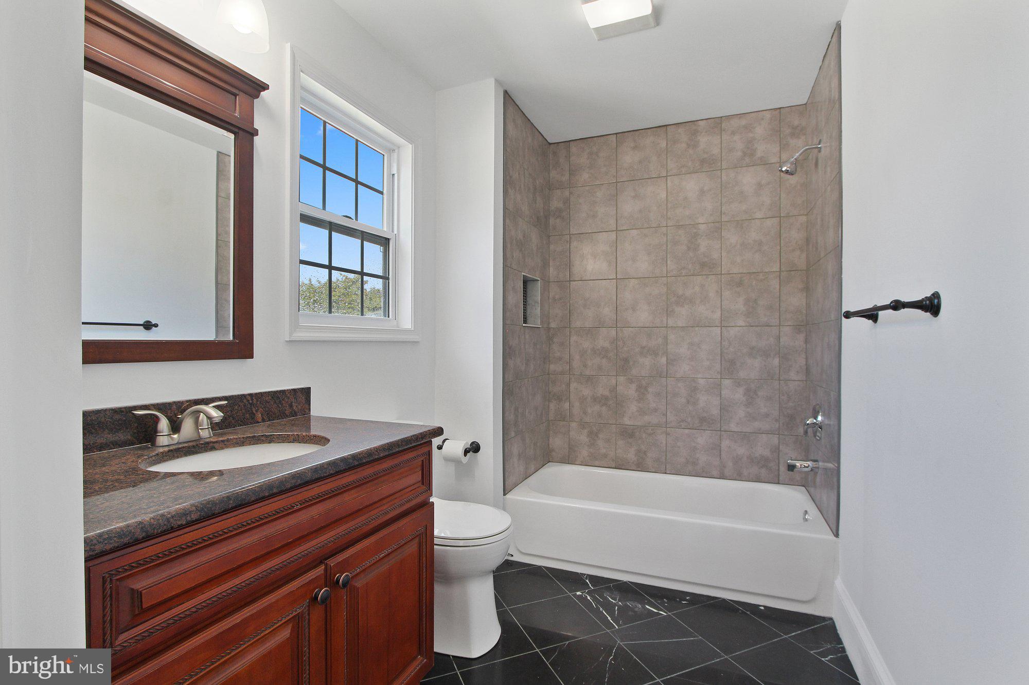 409 Chestnut Street Delta, PA 17314 - Photo 14 of 26 Gallery Image 14