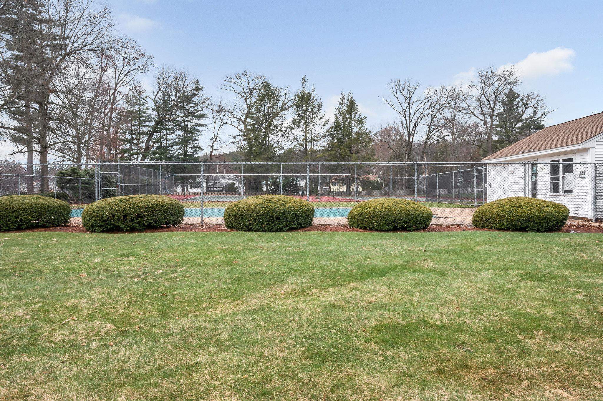 8 Fitzpatrick Circle Nashua, NH 03063 - Photo 42 of 46