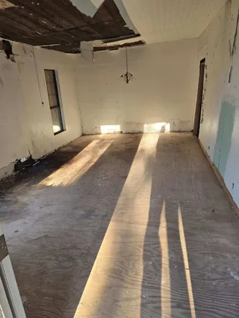$30,000 | 817 South Elm Street, Mart, TX 76664