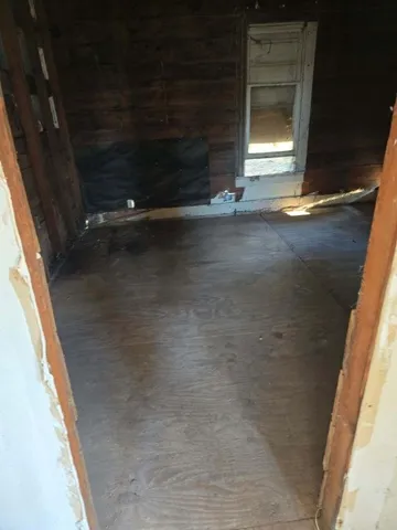 $30,000 | 817 South Elm Street, Mart, TX 76664