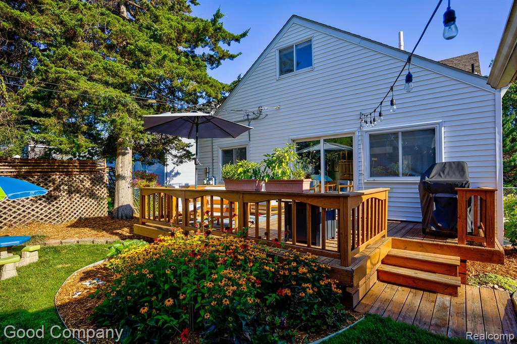 2251 Columbia Road Berkley, MI 48072 - Photo 58 of 59